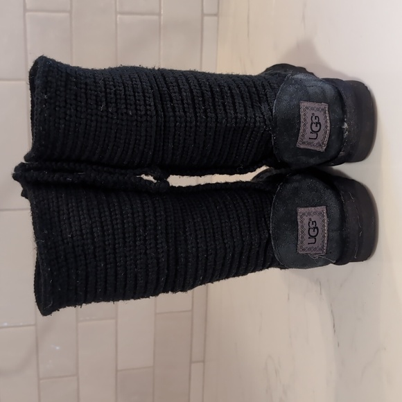 Kids Ugg Classic Cardy Knit Button Up Boots Tall Black Size 3 - Picture 5 of 6